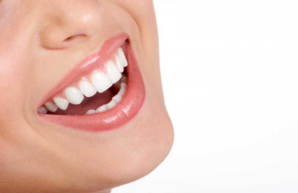 Top 3 Reasons Why People Decide To Get Dental Implants